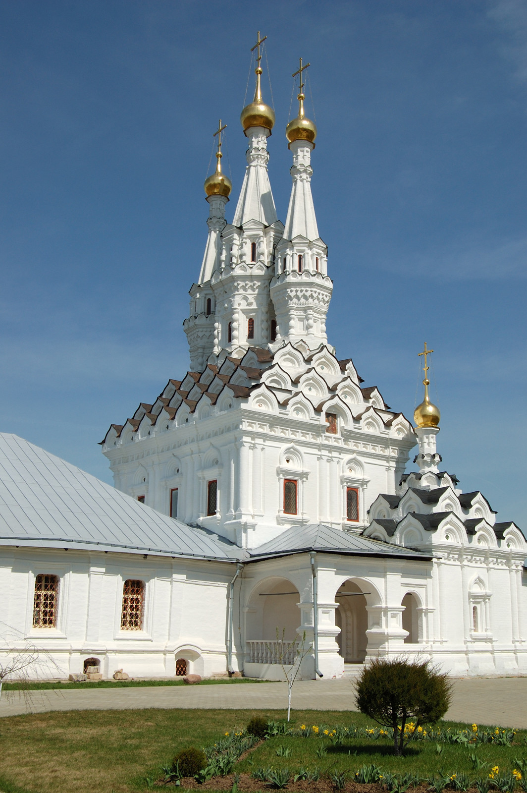 Трёхшатровая Одигитриевская церковь, Вязьма. Фото 1 – фотографии России