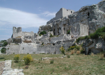 Развалины в Ле-Бо-де-Прованс, Франция. Фото 7 – фотографии Франции