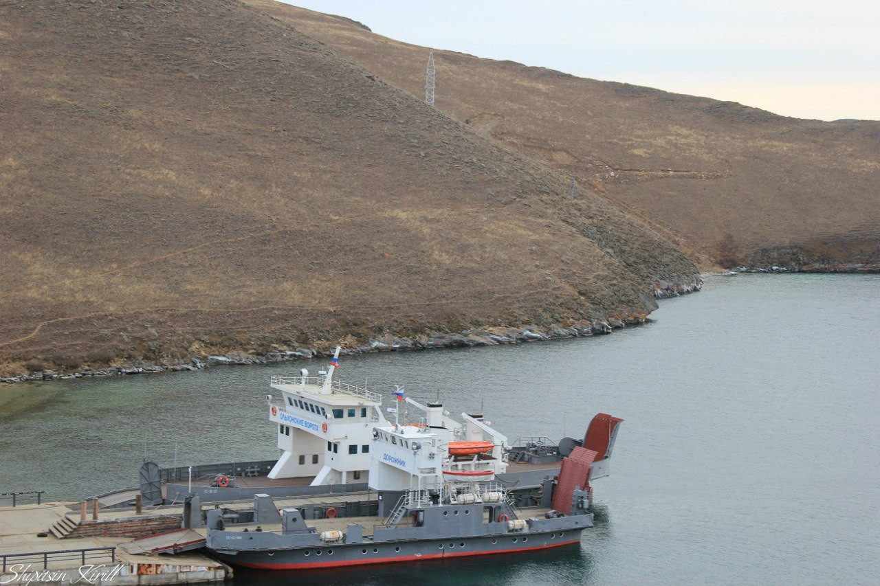 Причал на Байкале, Россия – фотографии России