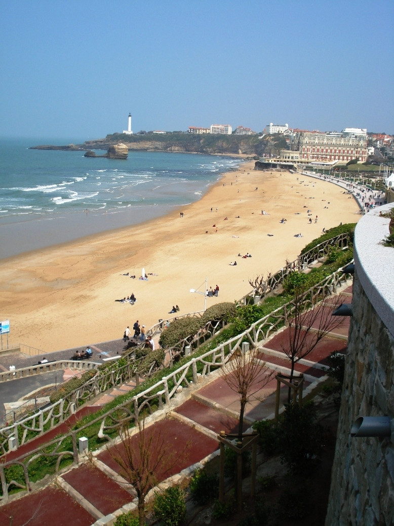 Пляж в Биаррице, Франция. Фото 3 – фотографии Франции