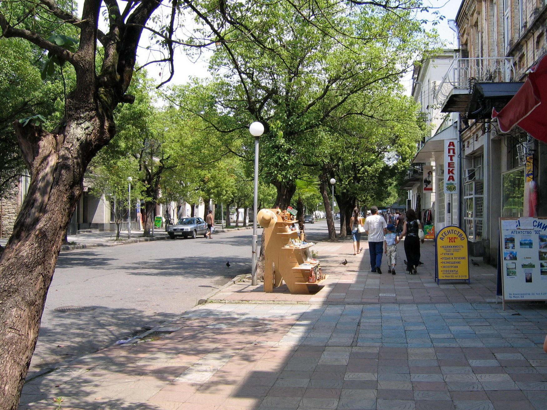 Улица в Сухум, Абхазия. Фото 5 – фотографии Абхазии