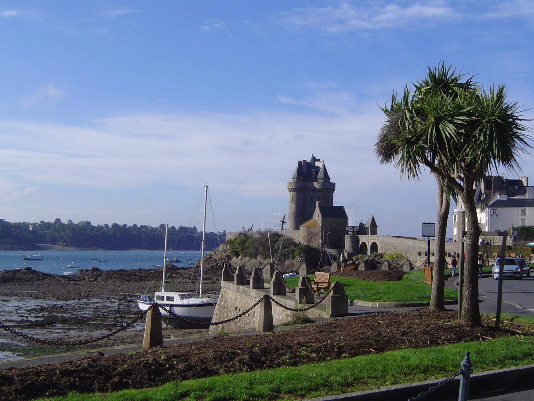 Набережная в Сен-Мало, Франция. Фото 6 – фотографии Франции