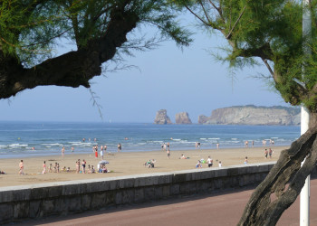 Пляж в Андае, Франция. Фото 1 – фотографии Франции