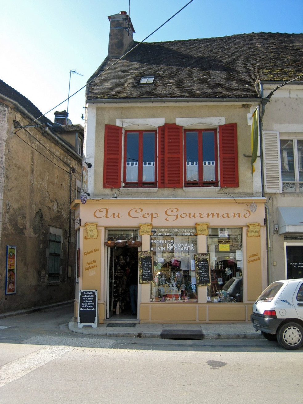 Магазин в Шабли, Франция – фотографии Франции