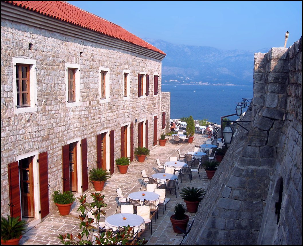 Ресторан в Будва, Черногория. Фото 2 – фотографии Черногории