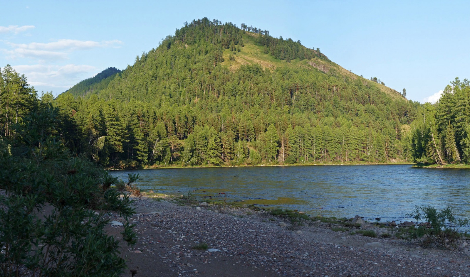 Река Хамсара или Хам-Сыра, по-тувински. Фото 1 – фотографии России