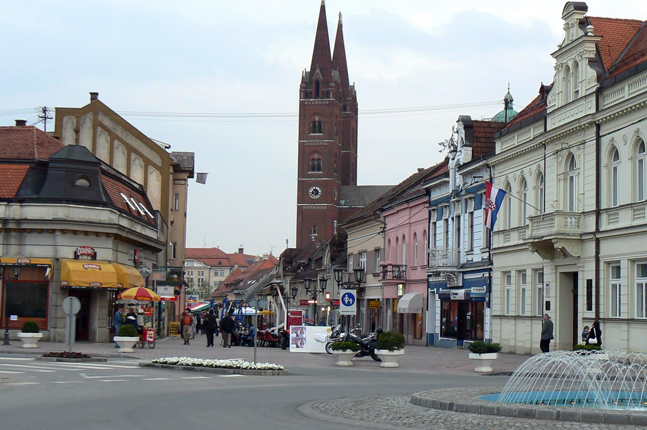 Джя́ково (Đakovo) – фотографии Хорватии