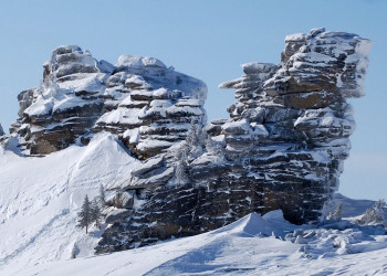 Скалы в Шерегеш, Россия – фотографии России