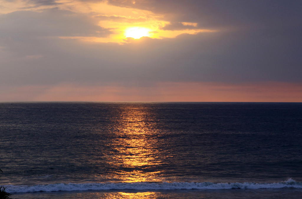 Закат на пляже Ахунгалла. Фото 1 – фотографии Шри-Ланки