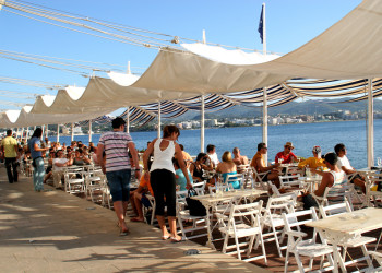 Café del Mar в Сан-Антонио-де-Портмани на Ибице – фотографии Испании