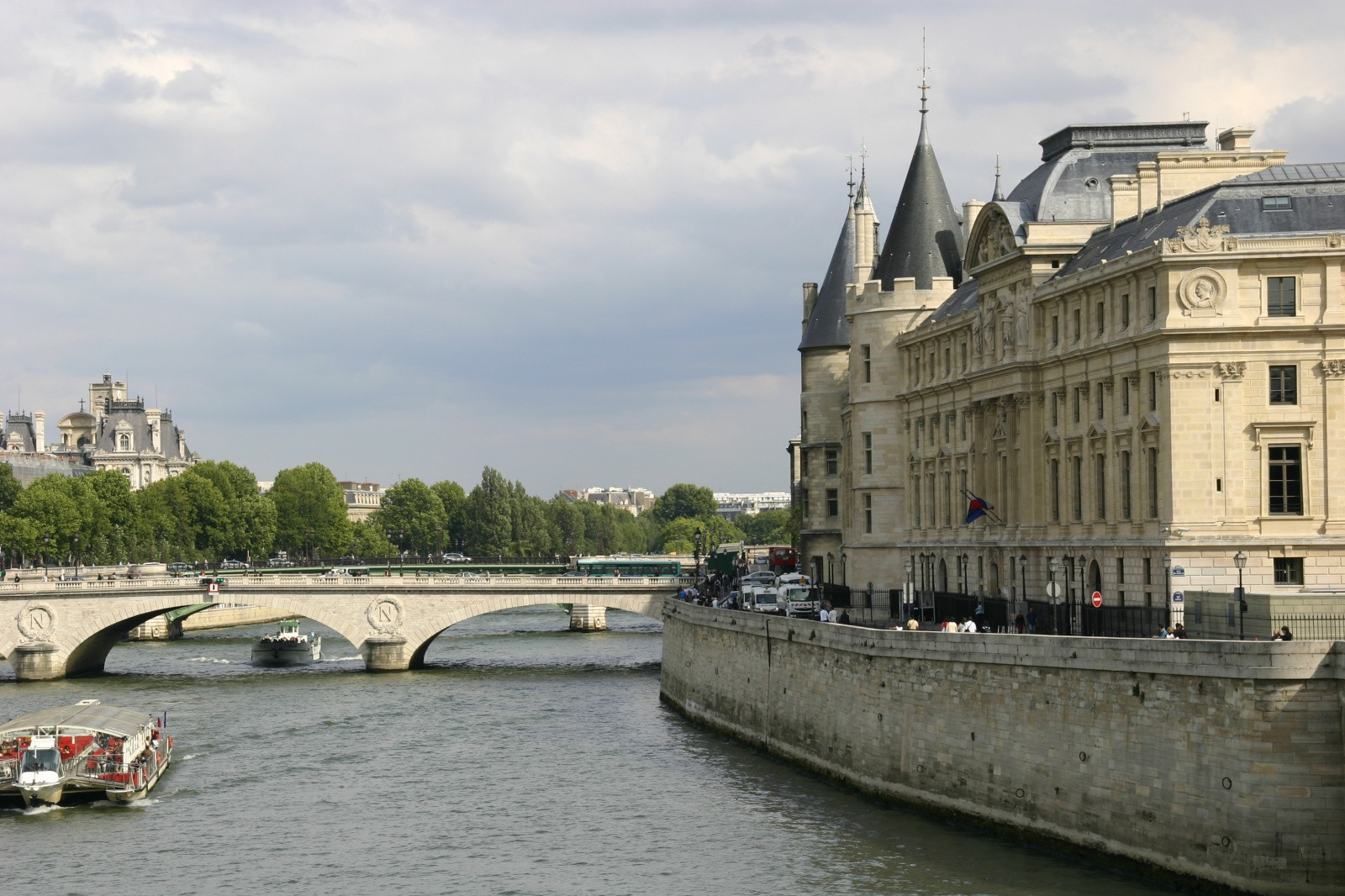 Замок Консьержери – фотографии Франции