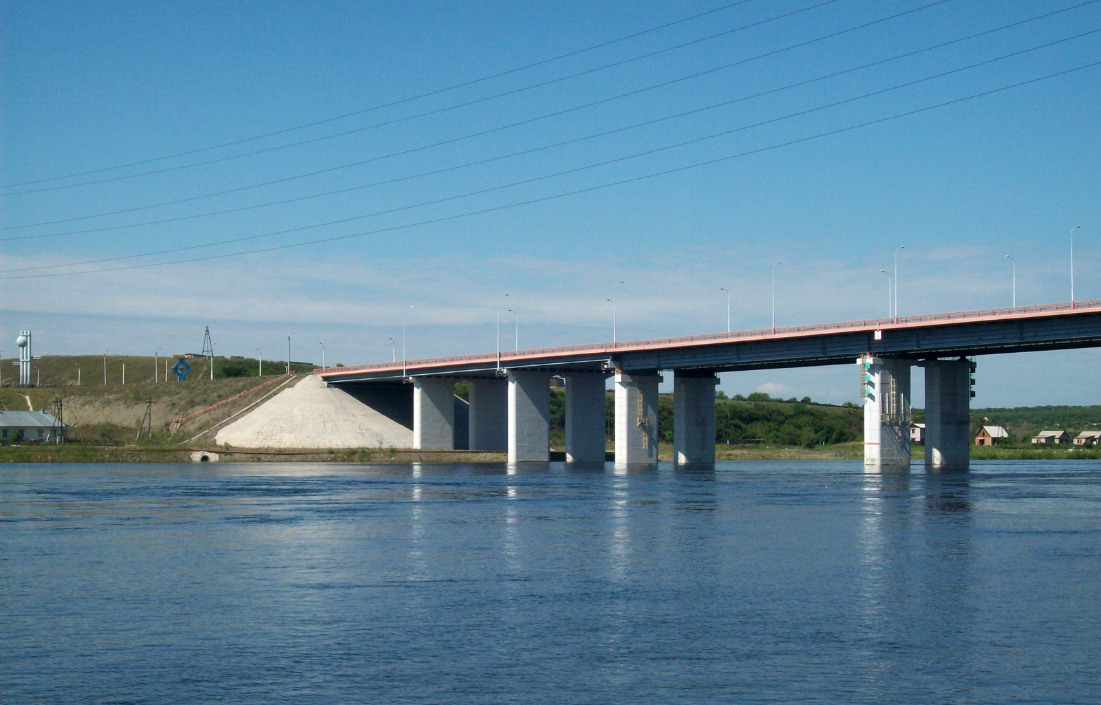 Мост в окрестностях Абакана – фотографии России