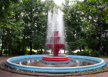 Фонтан в Великие Луки, Россия – фотографии России