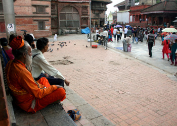 Ситх на площади Дурбар в Катманду – фотографии Непала