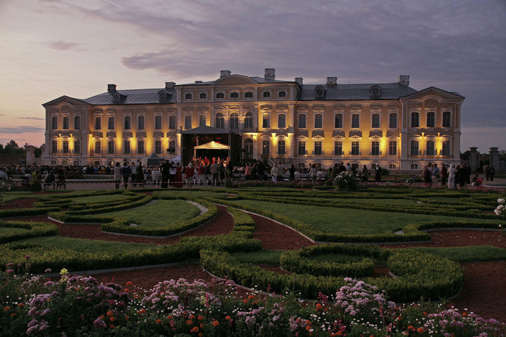 Дворец Рундале (Rundāle Palace), Латвия – фотографии Латвии