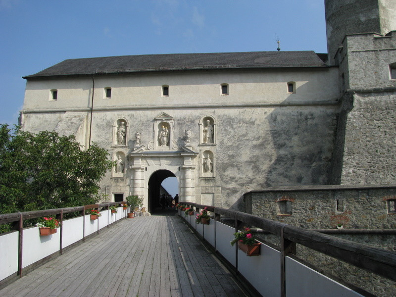 Замок Форхтенштайн (Маттерсбург) – фотографии Австрии