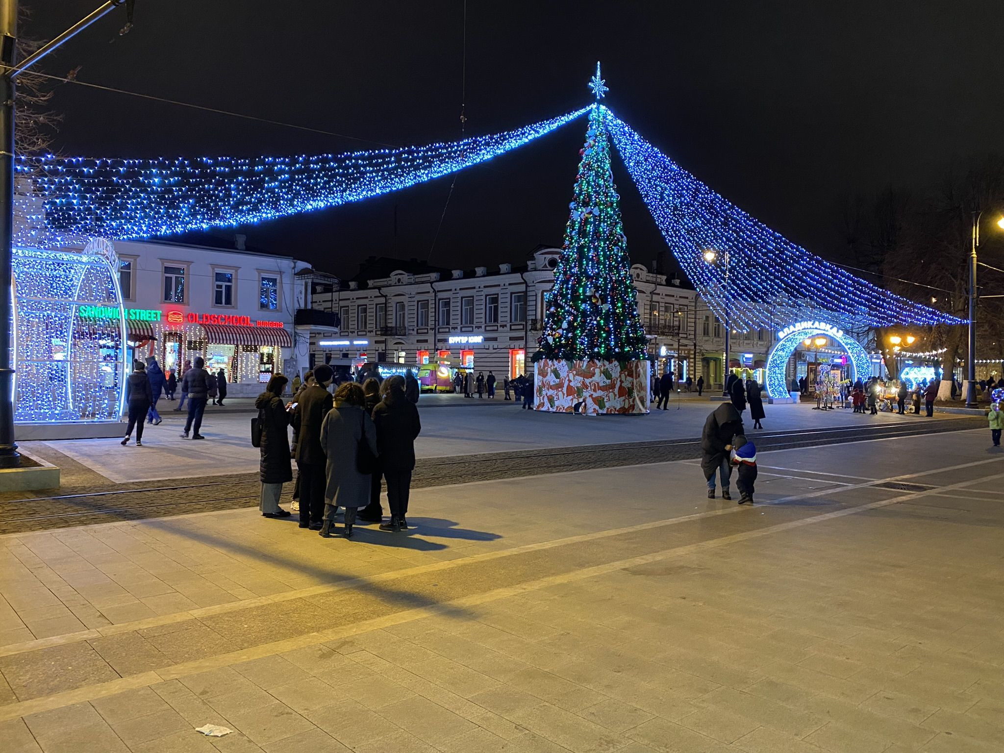 Проспект Мира во Владикавказе, январь – фотографии России