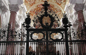 Ворота. Монастырь Святого Флориана. Австрия – фотографии Австрии