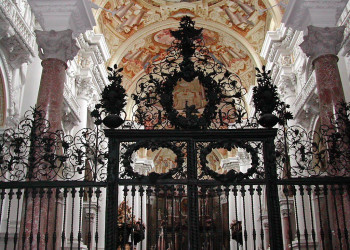 Ворота. Монастырь Святого Флориана. Австрия – фотографии Австрии