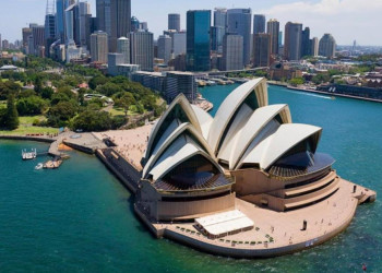 Известное здание сиднейской Оперы (Sydney Opera House), Австралия – фотографии Австралии