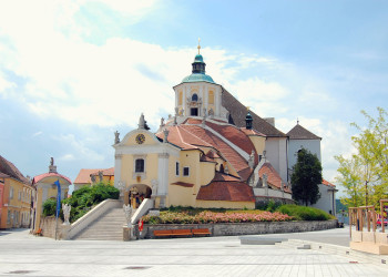 Церковь Бергкирхе (Bergkirche) – фотографии Австрии