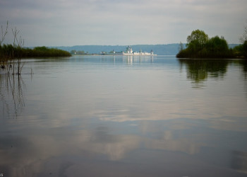 Озеро в Желтоводский Макариев монастырь, Россия. Фото 3 – фотографии России