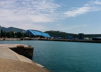 Портовая часть Туапсе – фотографии России