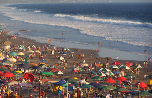 Пляж в городке Мольендо – фотографии Перу