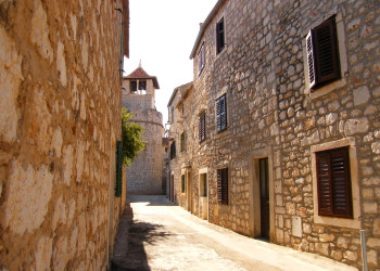 Улица в Стари Град, Хорватия. Фото 4 – фотографии Хорватии