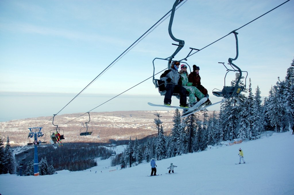 Горнолыжная база "Гора Соболиная" на Байкале. Фото 1 – фотографии России