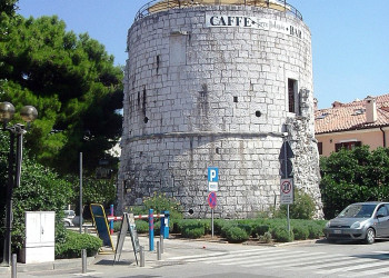 Башня в Пореч, Хорватия – фотографии Хорватии