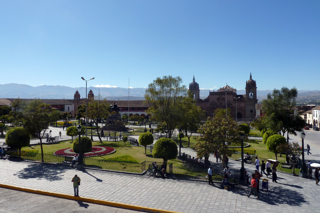 Главная площадь в Аякучо – фотографии Перу