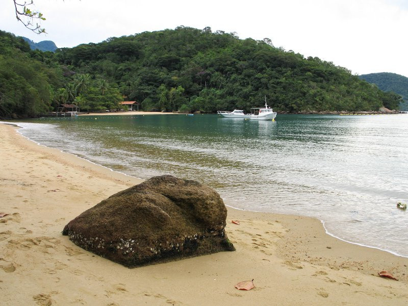 Пляж на острове Илья-Гранди, Бразилия. Фото 12 – фотографии Бразилии