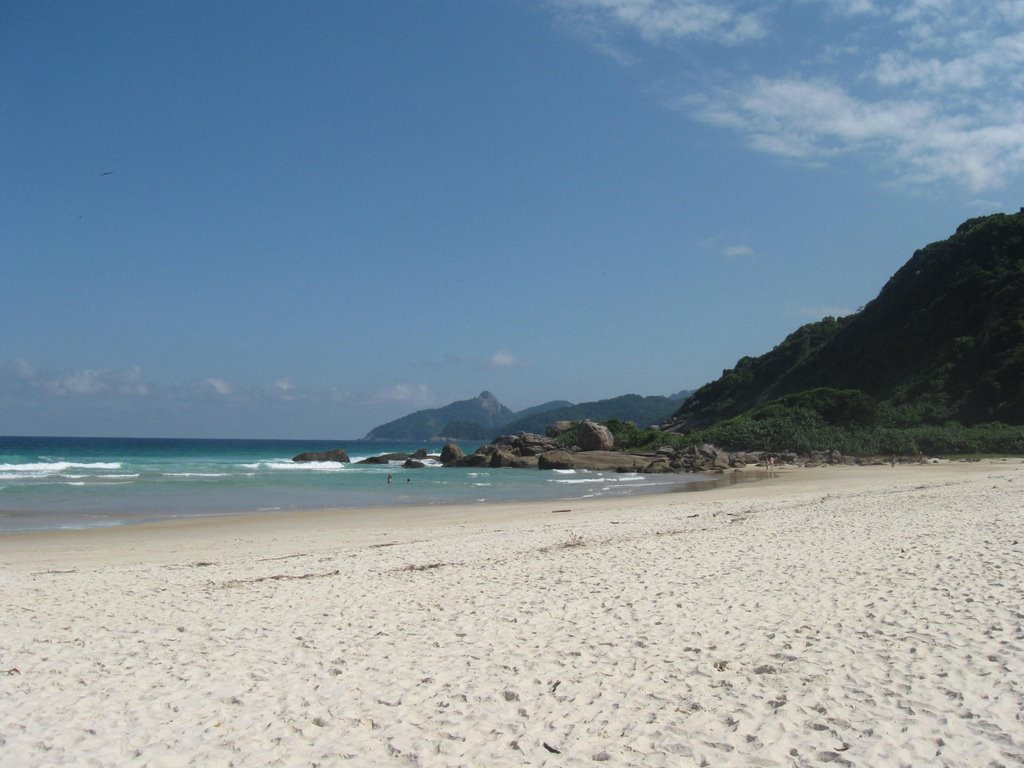 Пляж на острове Илья-Гранди, Бразилия. Фото 15 – фотографии Бразилии