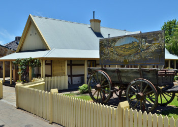 Деревня Хандорф (Hahndorf) – фотографии Австралии