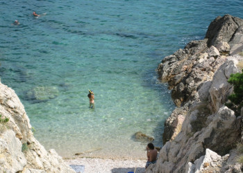 Скалы на острове Корчула, Хорватия. Фото 9 – фотографии Хорватии