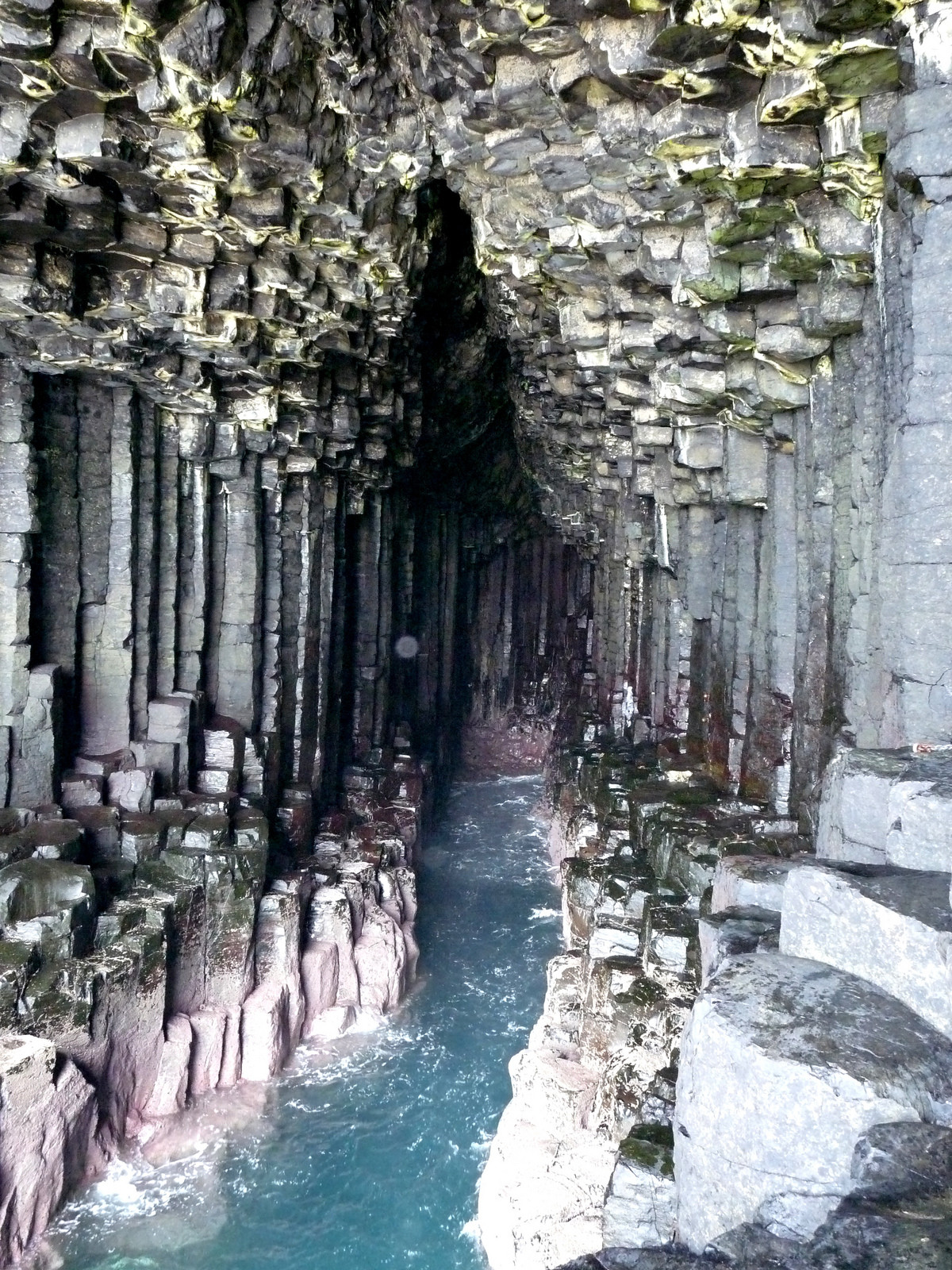 Фингалова пещера на острове Стаффа, Шотландия. Фото 1 – фотографии Великобритании