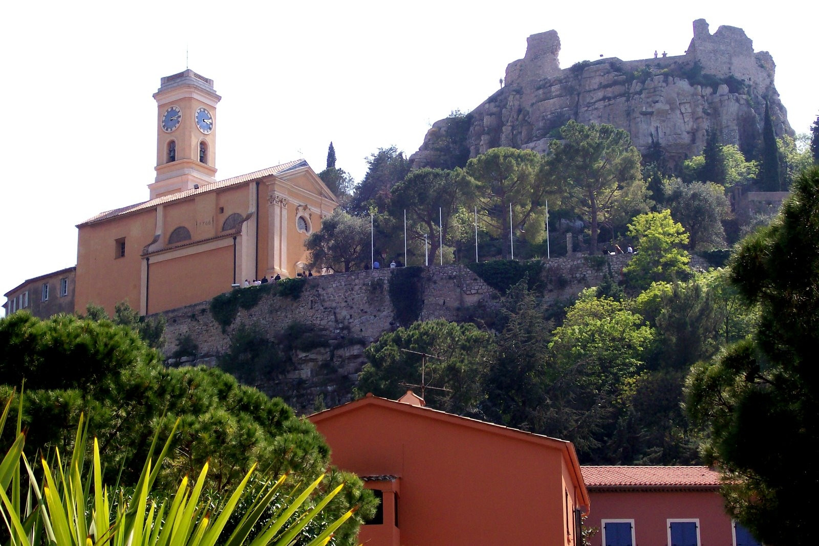 Достопримечательность в Эз, Франция – фотографии Франции