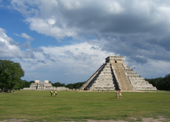 Пирамида Кукулькан (Kukulkan) или Эль-Кастильо (El Castillo) – фотографии Мексики