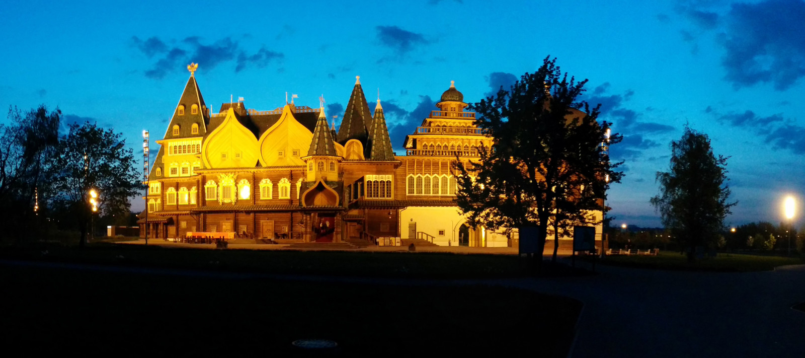 Деревянный дворец царя Алексея Михайловича в Коломенском – фотографии России