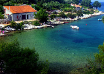 Берега в Мали-Лошинь, Хорватия – фотографии Хорватии
