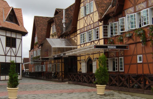 Дома в Блуменау, Бразилия – фотографии Бразилии