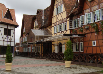 Дома в Блуменау, Бразилия – фотографии Бразилии