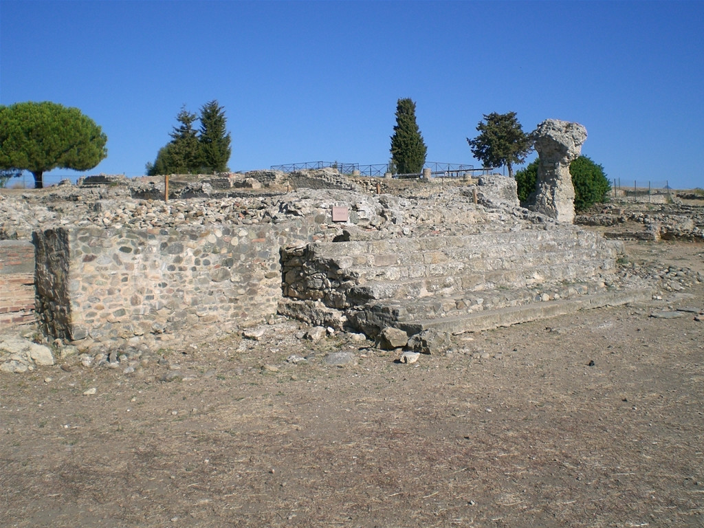 Развалины в Алериа, Франция – фотографии Франции