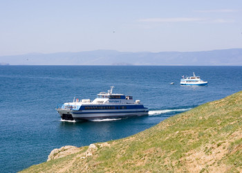 Теплоходы на Байкале, Россия – фотографии России