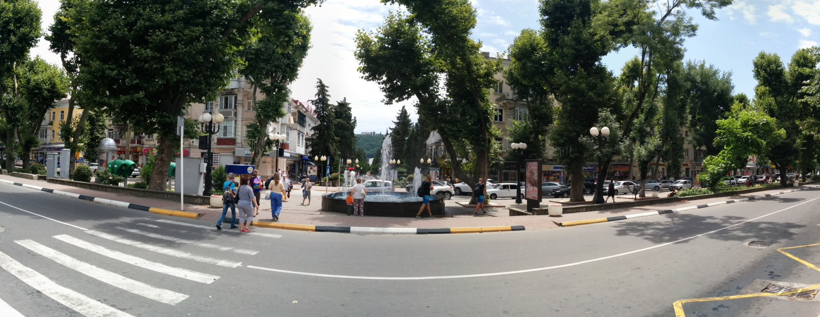 В центре Туапсе – фотографии России