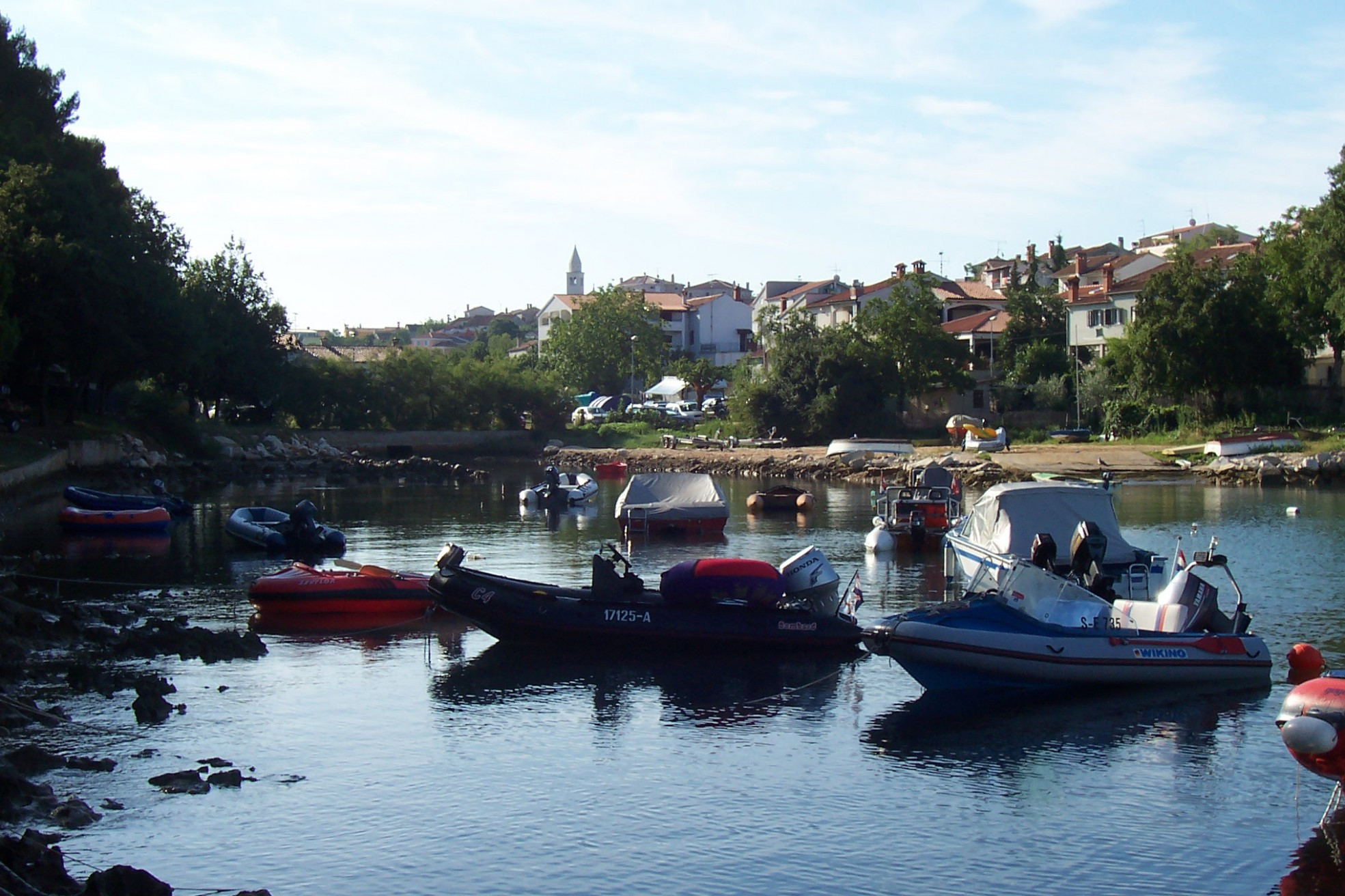 Лодки в Фунтана, Хорватия – фотографии Хорватии