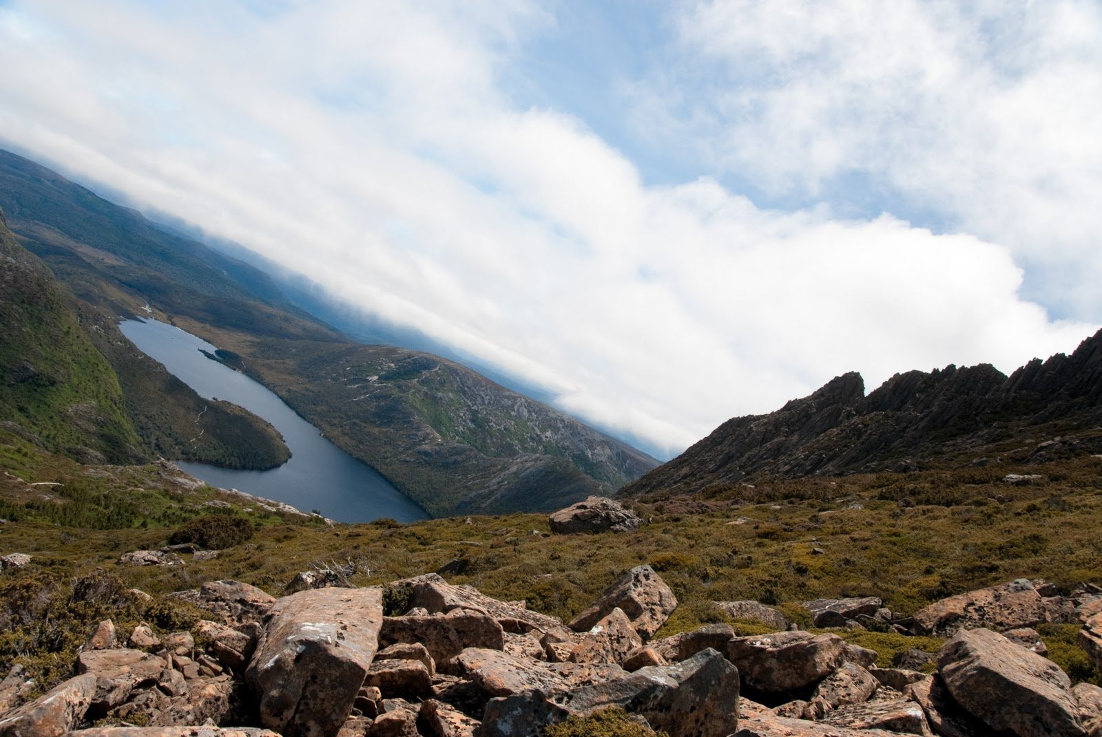 Горы в Тасмании, Австралия – фотографии Австралии