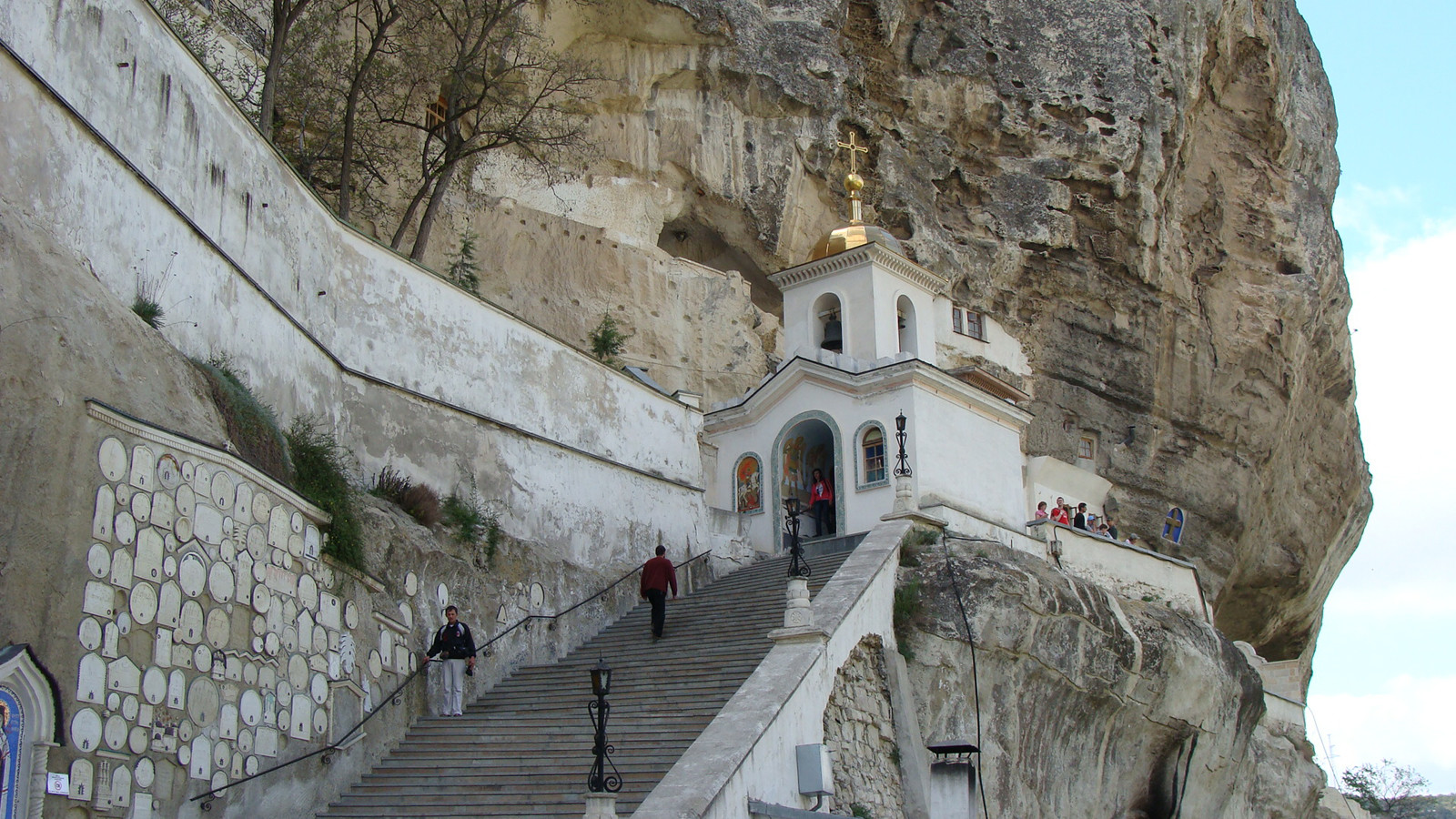 Свято-Успенский мужской монастырь, Крым. Фото 1 – фотографии России