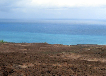 Лава выжгла всё на своём пути в Сен-Филипп – фотографии Реюньона